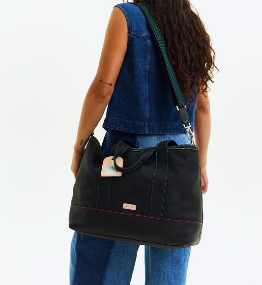 Cyndi Max Tote