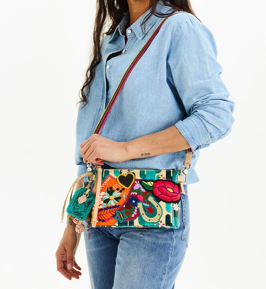 Dezi Midtown Crossbody