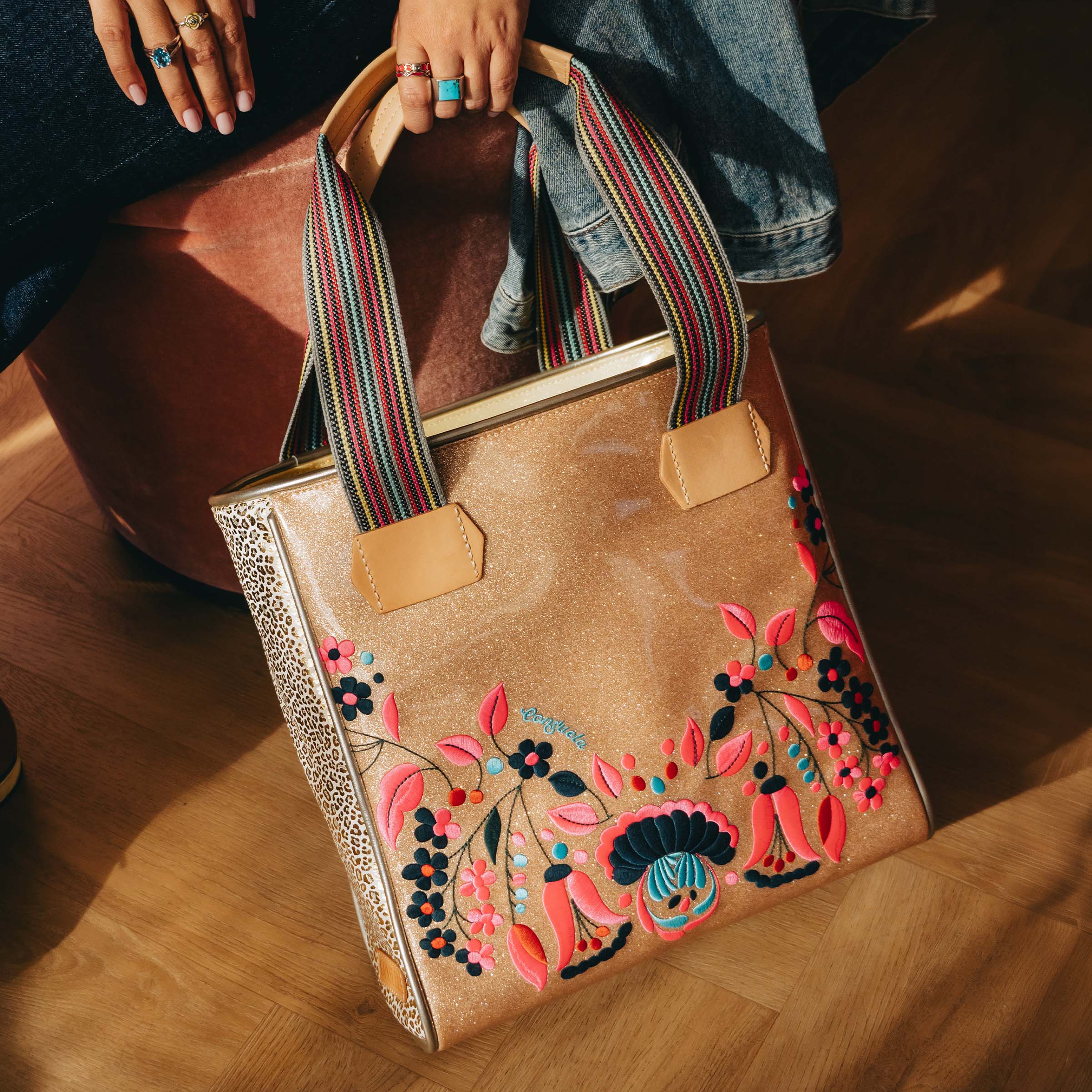 Lyla Classic Tote