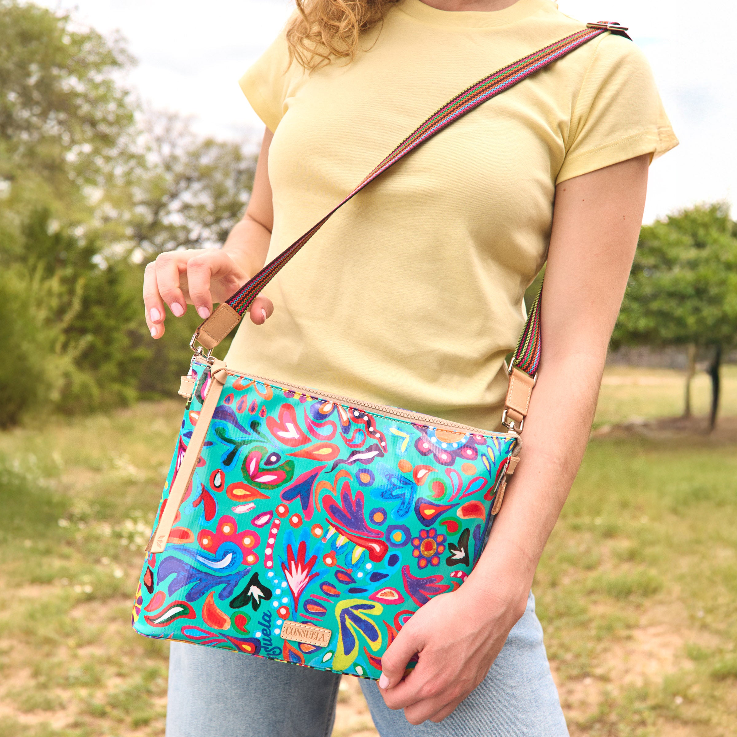 Tasha Downtown Crossbody – Consuela