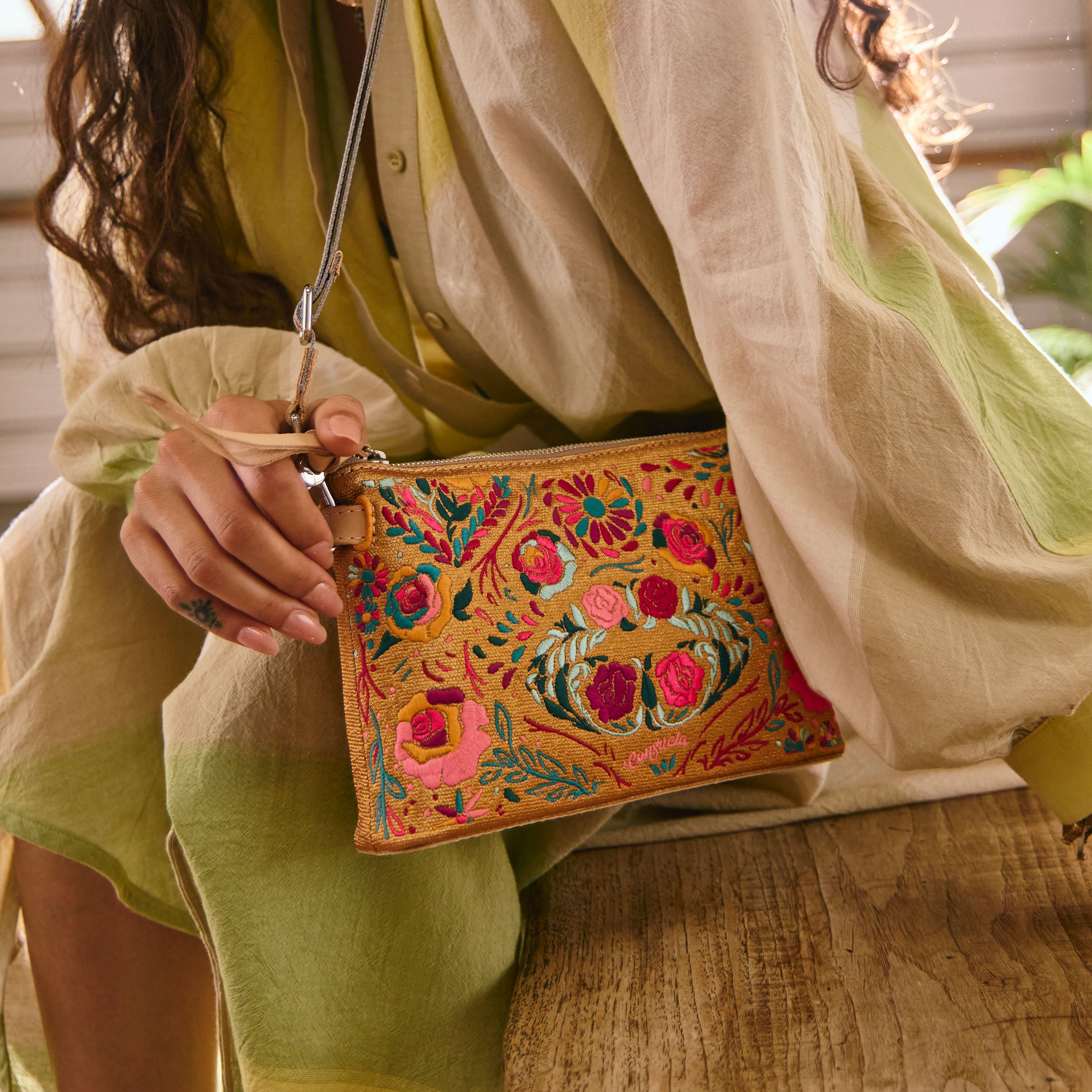 COZ ポシェットフラワーバッグ Rosie Straw Camera Bag - Brighton