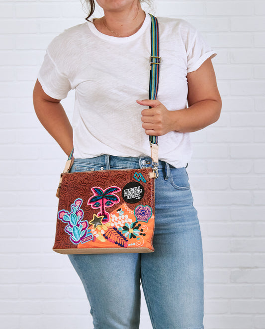 Suzie Downtown Crossbody
